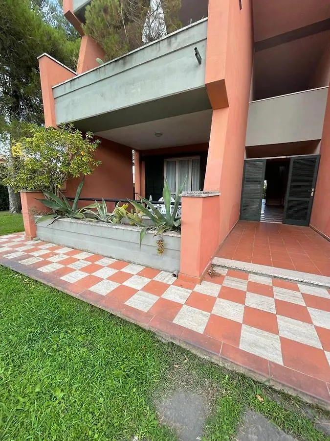 Maricampo Monolocale Con Piscina E Parcheggio Apartment Marina di Campo Italy