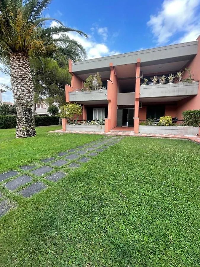 Apartamento Maricampo Monolocale Con Piscina E Parcheggio Marina di Campo 0*,  Italia
